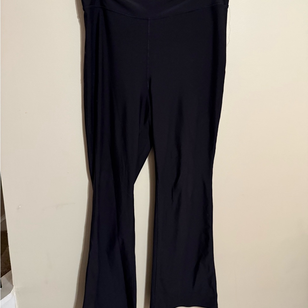 Old Navy Active Powersoft Black High-Rise Flare Leggings